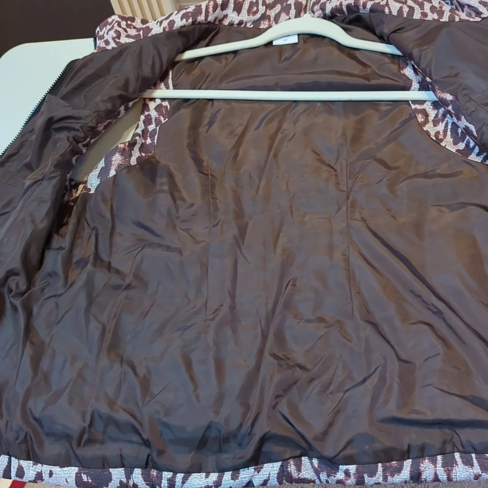 CAbi, Juliet animal print puffer vest. Medium
